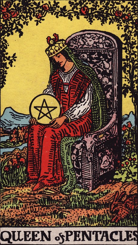 Lá Queen of Pentacles (Nữ Chủ Tiền) trong bộ Rider–Waite–Smith 1909