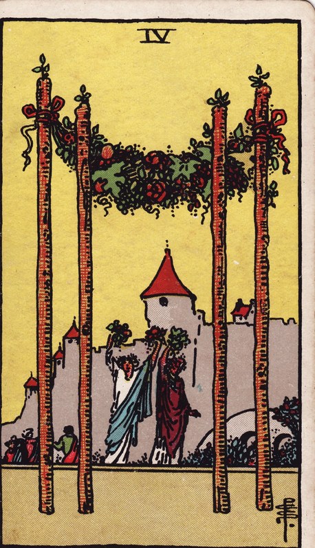 Lá Four of Wands (Bốn Gậy) trong bộ Rider–Waite–Smith 1909